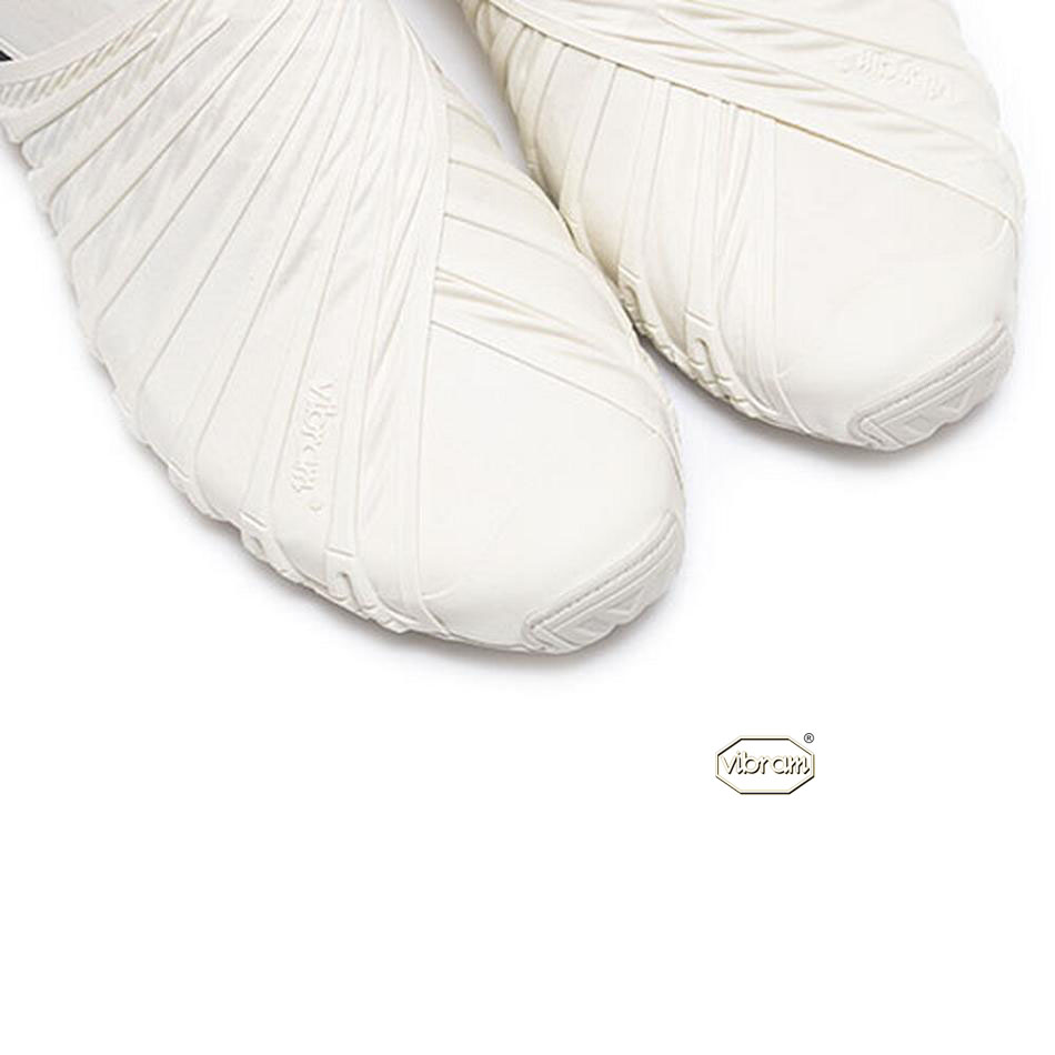 Men's Vibram Furoshiki EcoFree Shoes White | US_J09