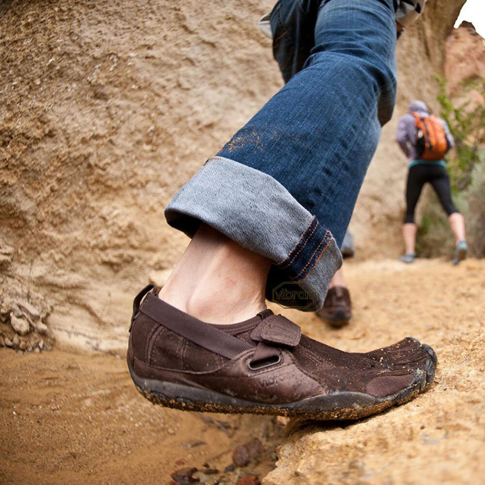 Women's Vibram KSO Trek Casual shoes Brown | US_F33