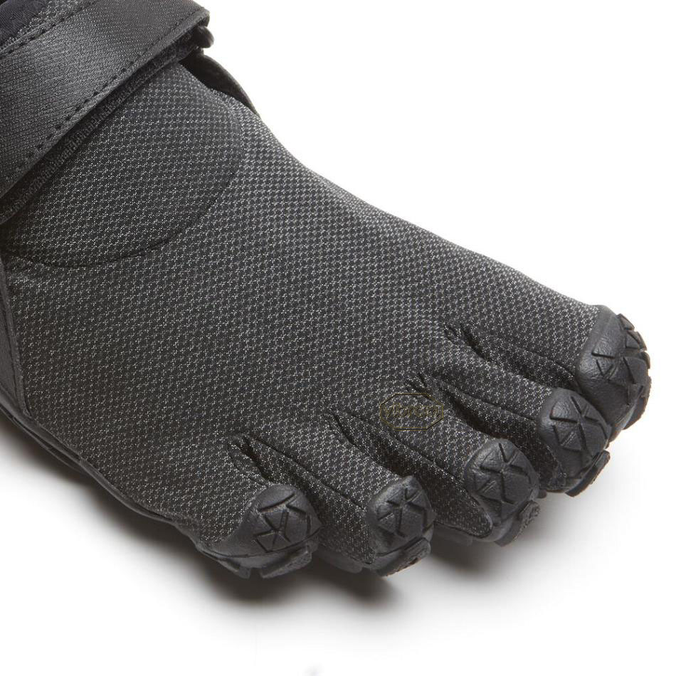 Women's Vibram Spyridon EVO Running Shoes Black | US_X16